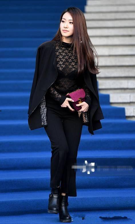 韩国明星打扮2017